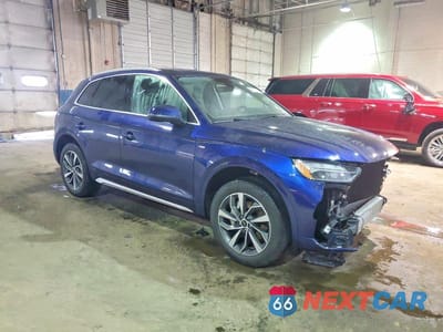 Czwarte zdjęcie samochodu z boku: 2024 AUDI Q5 PREMIUM PLUS 45 VIN:WA1EAAFY2R2066289 - miniatura