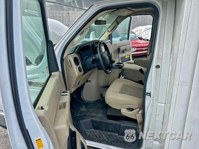 Zdjęcie 9 z 11 samochodu: 2019 FORD ECONOLINE E450 SUPER DUTY CUTAWAY VAN VIN:1FDXE4FS4KDC21107 - miniatura