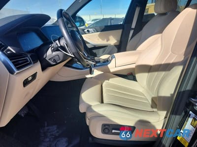Zdjęcie 7 z 11 samochodu: 2020 BMW X5 SDRIVE 40I VIN:5UXCR4C02L9C31621 - miniatura