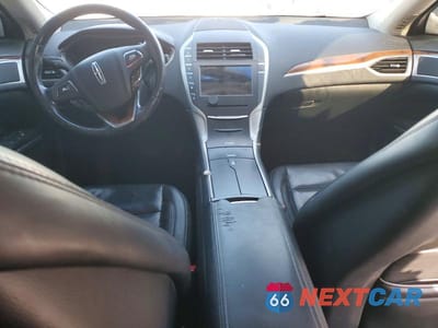 Zdjęcie 8 z 13 samochodu: 2015 LINCOLN MKZ VIN:3LN6L2J97FR600237 - miniatura