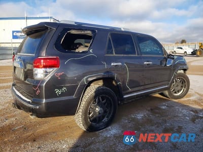 Trzecie zdjęcie samochodu z tyłu: 2013 TOYOTA 4RUNNER SR5 VIN:JTEBU5JR9D5118429 - miniatura