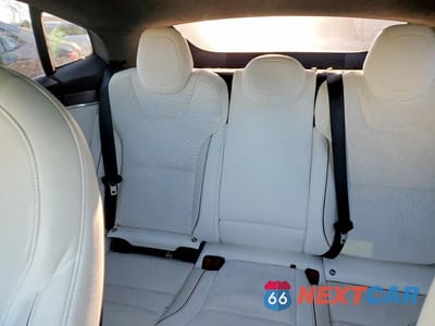 Zdjęcie 10 z 11 samochodu: 2022 TESLA MODEL S VIN:5YJSA1E60NF463502 - miniatura