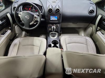Zdjęcie 8 z 13 samochodu: 2013 NISSAN ROGUE S VIN:JN8AS5MV3DW126717 - miniatura