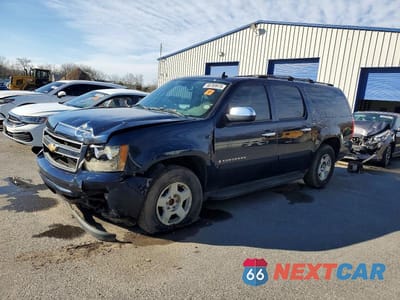 2007 CHEVROLET SUBURBAN C1500 3GNFC16037G239859 - główne zdjęcie licytacji z USA - miniatura
