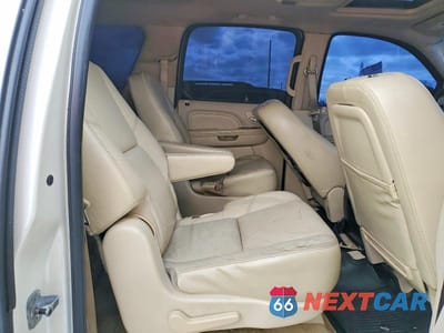 Zdjęcie 11 z 12 samochodu: 2007 CADILLAC ESCALADE ESV VIN:1GYFK66817R185146 - miniatura