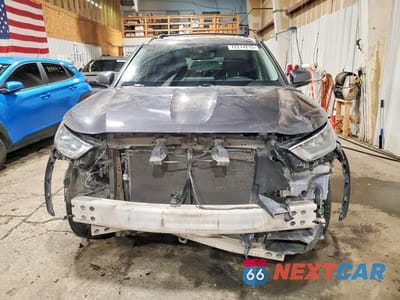 Piąte zdjęcie samochodu w środku: 2020 TOYOTA HIGHLANDER XLE VIN:5TDGZRBHXLS521885 - miniatura