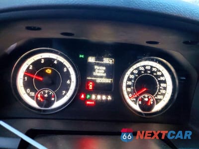 Zdjęcie 9 z 12 samochodu: 2014 RAM 1500 ST VIN:1C6RR7FG3ES347500 - miniatura