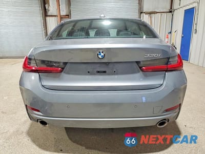 Zdjęcie 6 z 12 samochodu: 2025 BMW 330I VIN:3MW69CW04S8F11211 - miniatura
