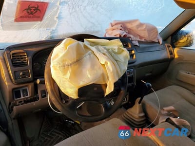 Zdjęcie 8 z 11 samochodu: 2000 NISSAN FRONTIER KING CAB XE VIN:1N6DD26S6YC350590 - miniatura