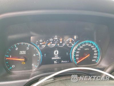 Zdjęcie 9 z 13 samochodu: 2017 GMC SIERRA K2500 DENALI VIN:1GT12UEY2HF196956 - miniatura