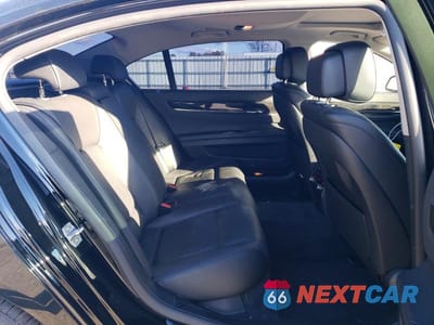 Zdjęcie 10 z 12 samochodu: 2015 BMW 740 LI VIN:WBAYE4C55FD946788 - miniatura