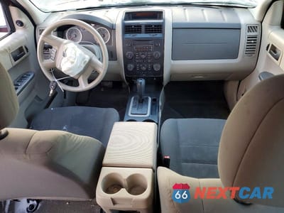 Zdjęcie 8 z 14 samochodu: 2012 FORD ESCAPE XLS VIN:1FMCU0C72CKC78896 - miniatura