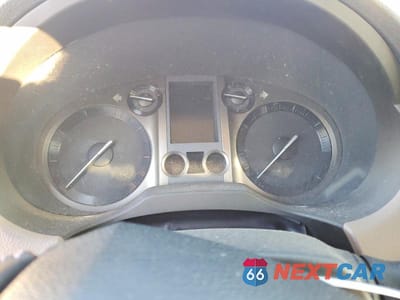 Zdjęcie 9 z 11 samochodu: 2011 LEXUS GX 460 VIN:JTJBM7FX2B5035409 - miniatura