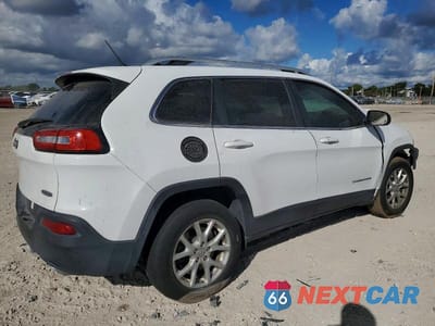 Trzecie zdjęcie samochodu z tyłu: 2015 JEEP CHEROKEE LATITUDE VIN:1C4PJMCS2FW789614 - miniatura
