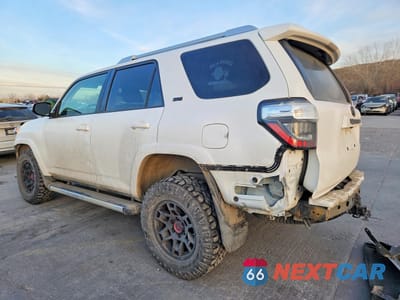 Drugie zdjęcie samochodu z przodu: 2018 TOYOTA 4RUNNER SR5/SR5 PREMIUM VIN:JTEBU5JR8J5565359 - miniatura