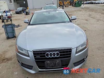 Piąte zdjęcie samochodu w środku: 2009 AUDI A5 QUATTRO VIN:WAUDK78T69A003489 - miniatura