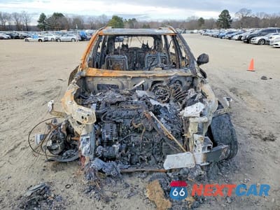 Piąte zdjęcie samochodu w środku: 2016 VOLVO XC90 T6 VIN:YV4A22PL6G1079640 - miniatura