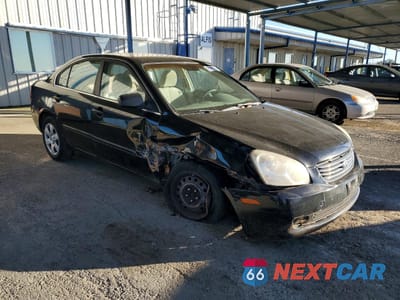 Czwarte zdjęcie samochodu z boku: 2007 KIA OPTIMA LX VIN:KNAGE123275088508 - miniatura