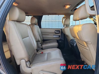 Zdjęcie 11 z 14 samochodu: 2013 TOYOTA SEQUOIA LIMITED VIN:5TDJW5G13DS074451 - miniatura