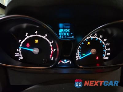 Zdjęcie 9 z 12 samochodu: 2018 FORD FIESTA SE VIN:3FADP4BJ2JM139903 - miniatura