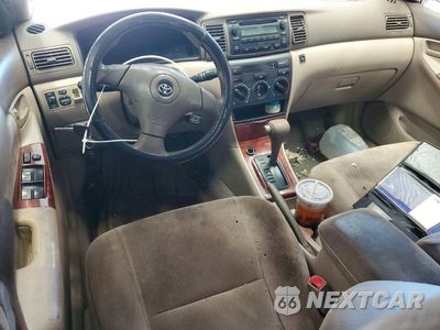 Zdjęcie 8 z 11 samochodu: 2005 TOYOTA COROLLA CE VIN:1NXBR32E95Z387443 - miniatura