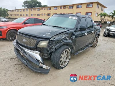 2001 FORD F150 SUPERCREW 1FTRW07L21KC60105 - główne zdjęcie licytacji z USA - miniatura