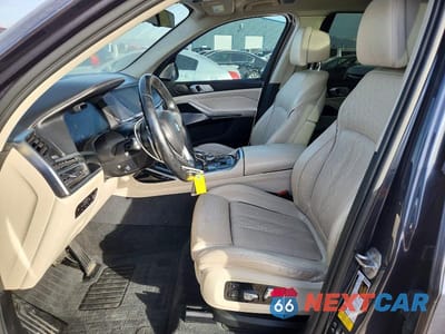 Zdjęcie 7 z 13 samochodu: 2019 BMW X7 XDRIVE50I VIN:5UXCX4C51KLS35692 - miniatura