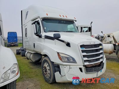 2020 FREIGHTLINER CASCADIA 126 SEMI TRUCK 3AKJHHDR1LSLL9001 - główne zdjęcie licytacji z USA - miniatura