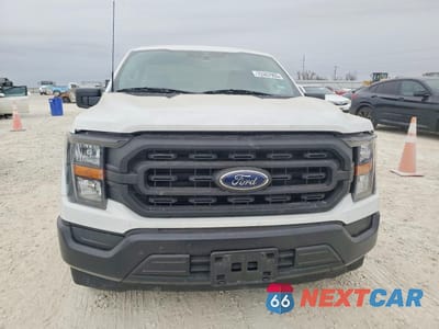 Piąte zdjęcie samochodu w środku: 2023 FORD F150 VIN:1FTMF1CB0PKF79007 - miniatura