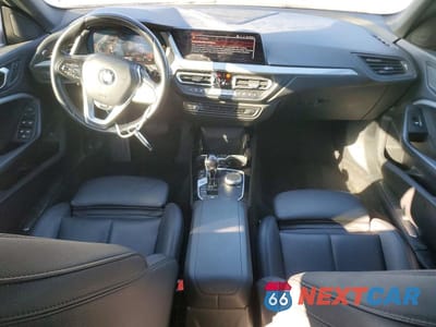 Zdjęcie 8 z 11 samochodu: 2022 BMW 228XI VIN:WBA73AK00N7K14815 - miniatura