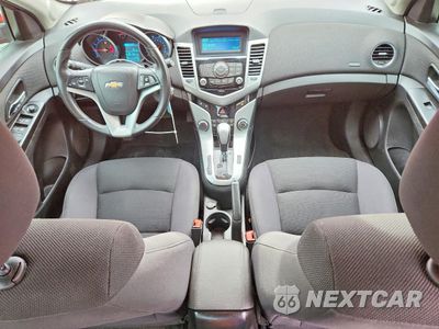 Zdjęcie 8 z 13 samochodu: 2014 CHEVROLET CRUZE LT VIN:1G1PC5SB1E7165662 - miniatura