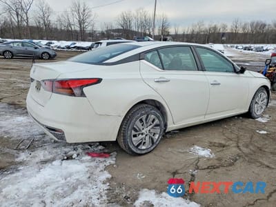 Trzecie zdjęcie samochodu z tyłu: 2021 NISSAN ALTIMA 2.5 S VIN:1N4BL4BV2MN356349 - miniatura