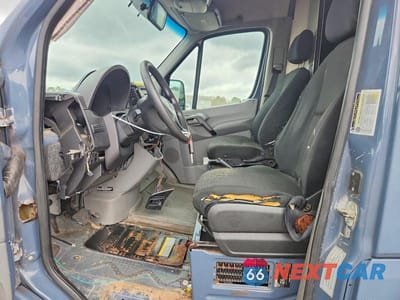 Zdjęcie 7 z 13 samochodu: 2018 MERCEDES-BENZ SPRINTER 2500 VIN:WD3PE7CD6JP635573 - miniatura