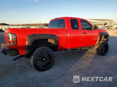 Trzecie zdjęcie samochodu z tyłu: 2007 CHEVROLET SILVERADO K2500 HEAVY DUTY VIN:1GCHK29K47E510653 - miniatura