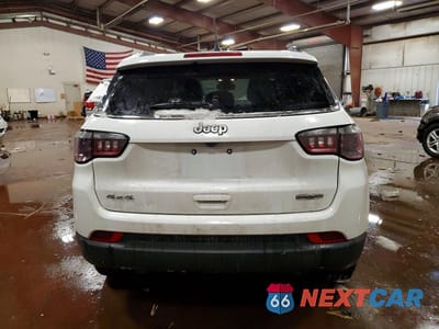 Zdjęcie 6 z 12 samochodu: 2023 JEEP COMPASS LATITUDE VIN:3C4NJDBN9PT566934 - miniatura