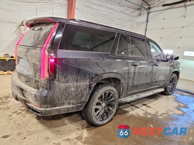Trzecie zdjęcie samochodu z tyłu: 2022 CADILLAC ESCALADE ESV SPORT VIN:1GYS4NKLXNR122931 - miniatura