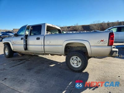 Drugie zdjęcie samochodu z przodu: 2005 CHEVROLET SILVERADO K2500 HEAVY DUTY VIN:1GCHK232X5F850602 - miniatura