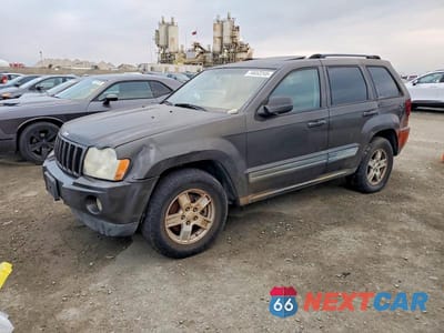 2006 JEEP GRAND CHEROKEE LAREDO 1J8GR48K26C306697 - główne zdjęcie licytacji z USA - miniatura
