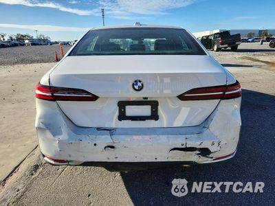 Zdjęcie 6 z 12 samochodu: 2025 BMW 530 XI VIN:WBA53FJ0XSCT29723 - miniatura