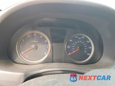 Zdjęcie 9 z 12 samochodu: 2012 HYUNDAI ACCENT GLS VIN:KMHCU4AE7CU247138 - miniatura