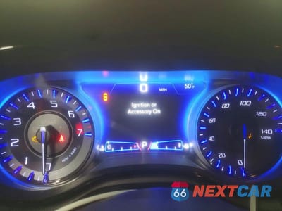 Zdjęcie 9 z 11 samochodu: 2022 CHRYSLER 300 S VIN:2C3CCABGXNH190837 - miniatura