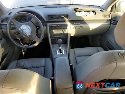 Zdjęcie 8 z 12 samochodu: 2003 AUDI A4 1.8T QUATTRO VIN:WAULC68E33A335904 - miniatura