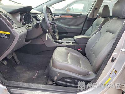 Zdjęcie 7 z 12 samochodu: 2013 HYUNDAI SONATA HYBRID VIN:KMHEC4A41DA096836 - miniatura