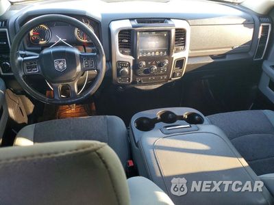 Zdjęcie 8 z 12 samochodu: 2017 RAM 1500 SLT VIN:3C6RR7LT8HG793803 - miniatura