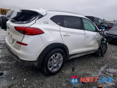Trzecie zdjęcie samochodu z tyłu: 2019 HYUNDAI TUCSON LIMITED VIN:KM8J33ALXKU894585 - miniatura