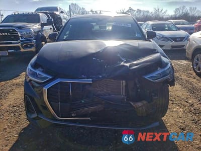 Piąte zdjęcie samochodu w środku: 2022 AUDI Q3 PREMIUM PLUS S LINE 45 VIN:WA1EECF35N1085259 - miniatura