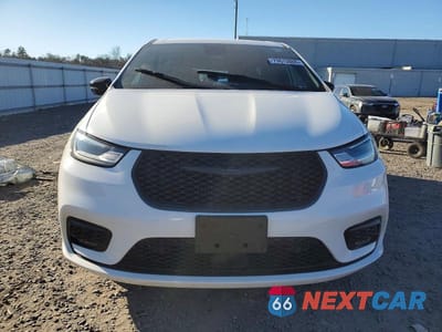 Piąte zdjęcie samochodu w środku: 2024 CHRYSLER PACIFICA HYBRID SELECT VIN:2C4RC1S76RR137851 - miniatura