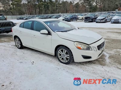 Czwarte zdjęcie samochodu z boku: 2013 VOLVO S60 T5 VIN:YV1612FH5D2187028 - miniatura