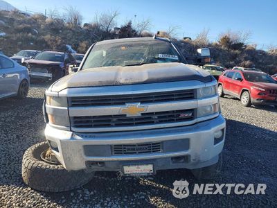 Piąte zdjęcie samochodu w środku: 2015 CHEVROLET SILVERADO K2500 HEAVY DUTY LTZ VIN:1GC1KWE82FF668629 - miniatura