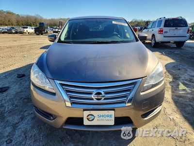 Piąte zdjęcie samochodu w środku: 2015 NISSAN SENTRA S VIN:3N1AB7AP6FL672758 - miniatura